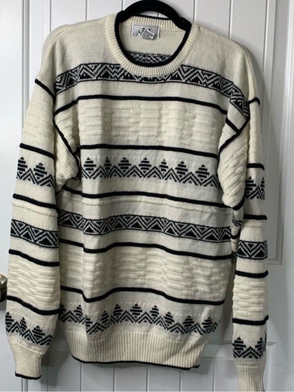 Vintage geometric 3d textured knit crew neck sweater size‎ large men's